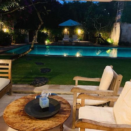 Villa Kunang Seminyak  Exterior photo